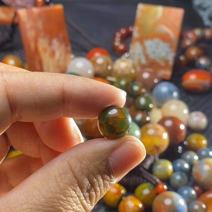 陶***菴玛瑙/玉髓未镶嵌颈饰