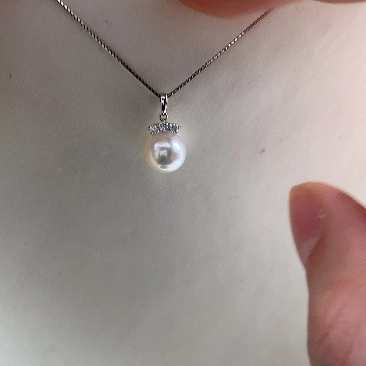 18K金镶嵌吊坠(赠链)海水珍珠8-8.5mm ak睫毛