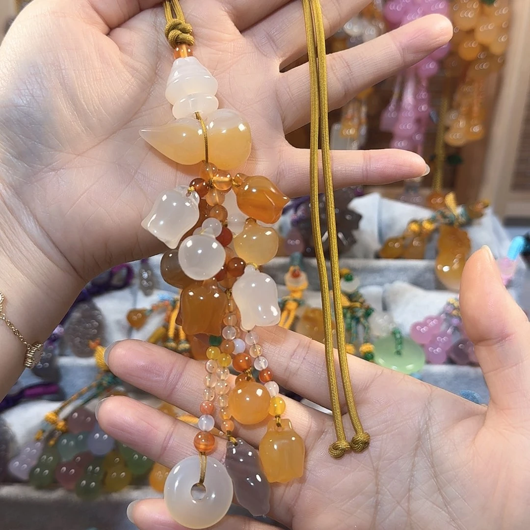 玛瑙/玉髓汽车挂件福利款通货料子不挑带有包容点未镶嵌
