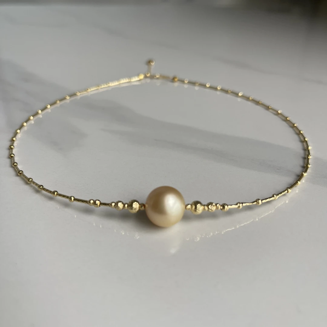 18K金南洋金珠海水珍珠微笑项圈设计感高货不撞款