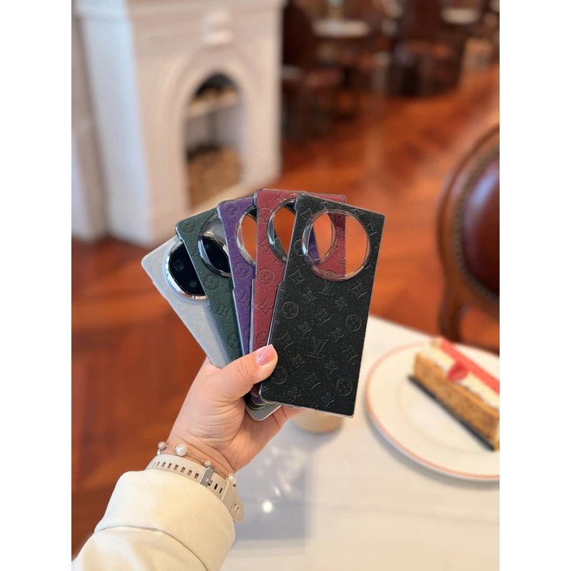 适用于华为Matex6时尚字母磁吸中轴折叠手机壳 闪星星压花全包