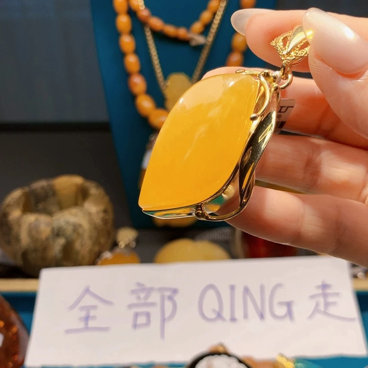 琥珀颈饰未镶嵌波兰设计款琥珀蜜蜡