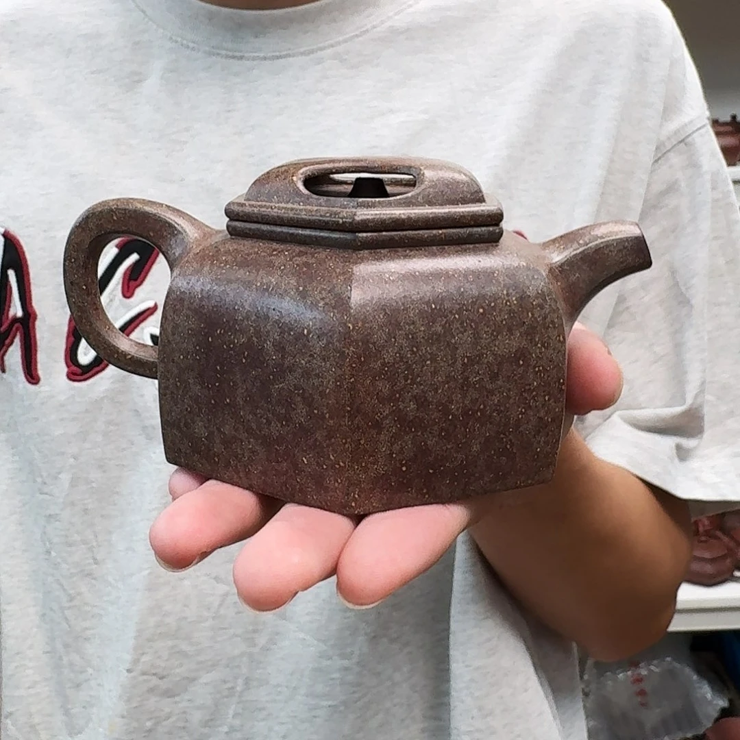 茶壶紫砂六方牛盖莲子300cc