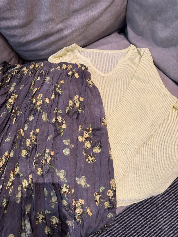 针织毛衣碎花裙套装