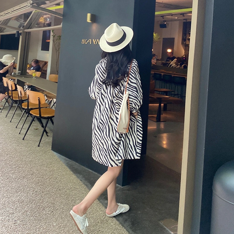 三亚旅游穿搭女装云南海岛明媚多巴胺拍照出片衣服海边度假连衣裙