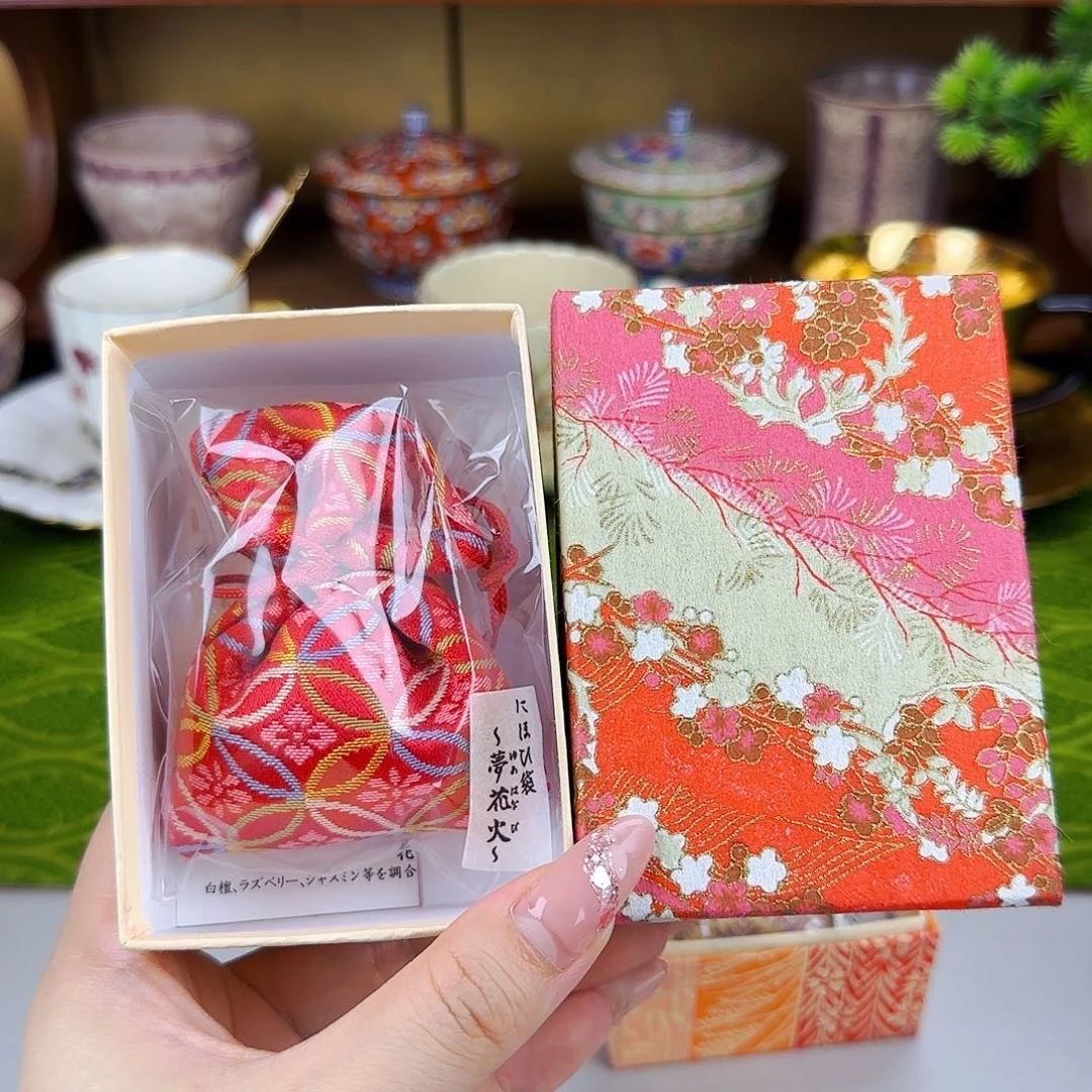 她家陶瓷真好看呀