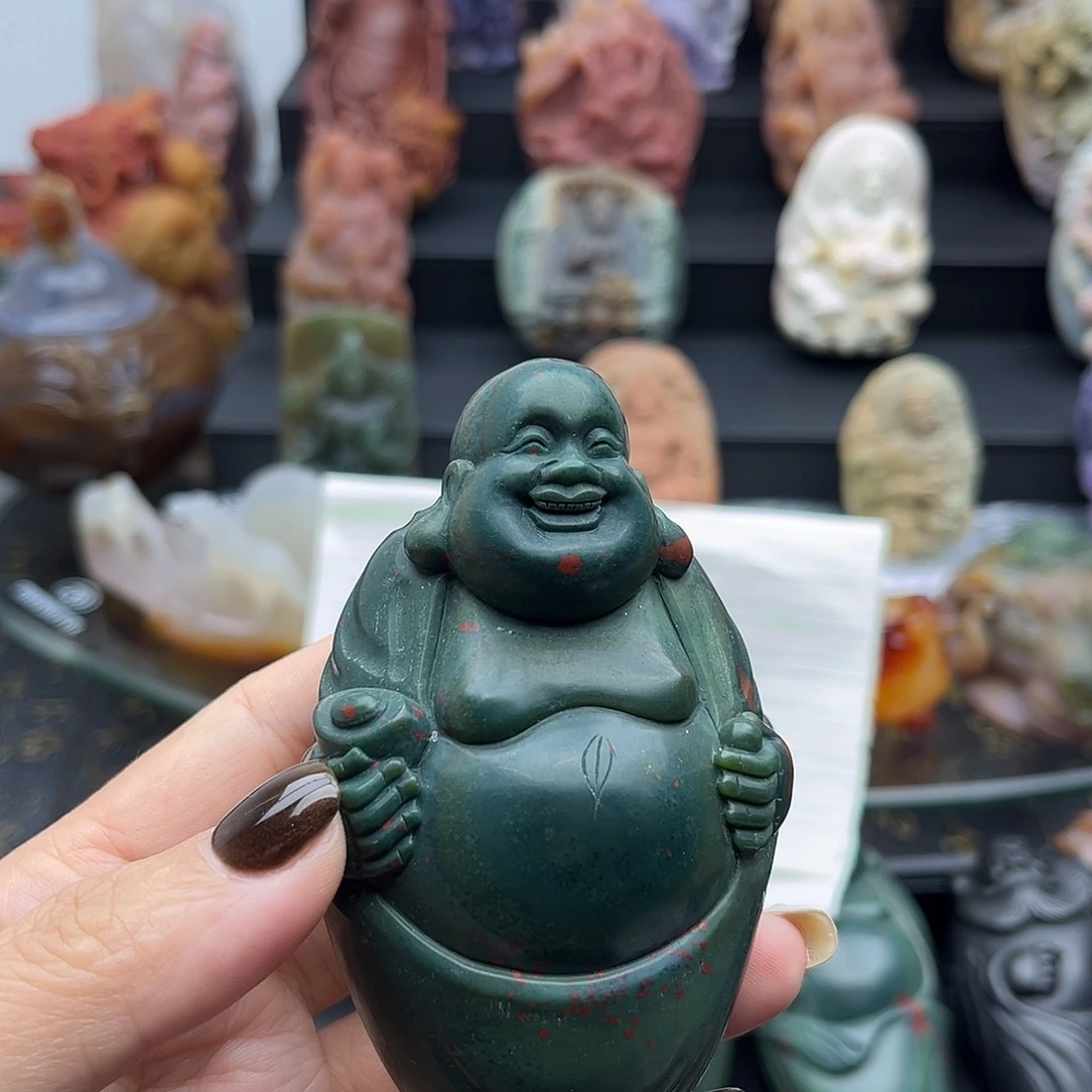 颈饰未镶嵌石英质玉