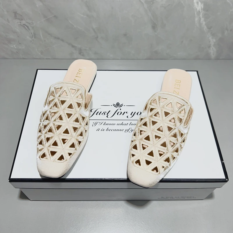 包头凉拖鞋2025春夏季新款法式大码洞洞镂空外穿平底女士半拖鞋女