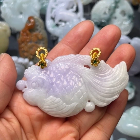 翡翠未镶嵌颈饰翡翠