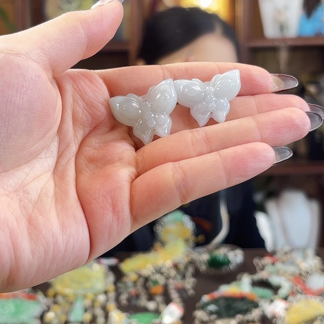 翡翠未镶嵌耳饰蝴蝶耳饰