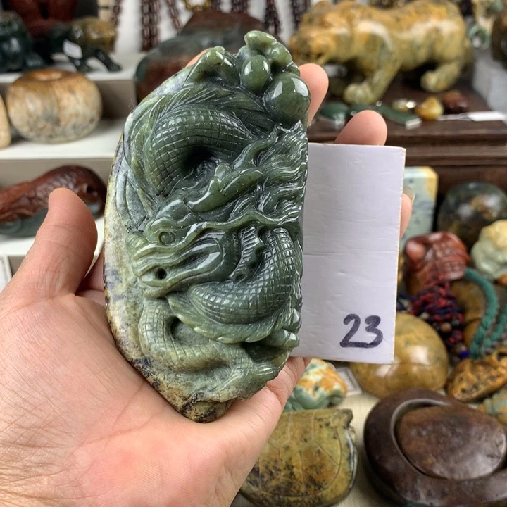 p***n未镶嵌岫岩河磨玉（透闪石质玉）珠宝奇石