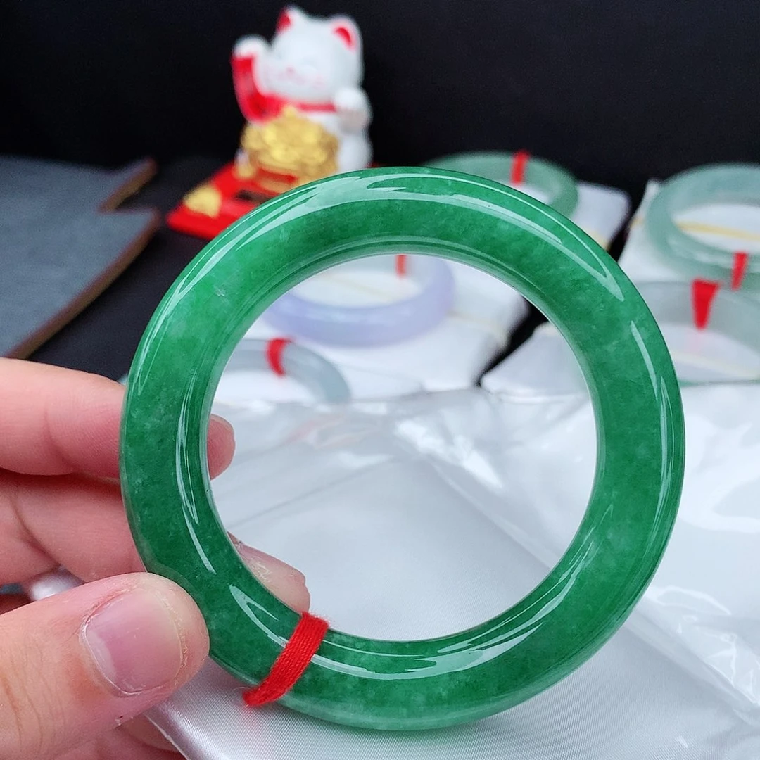 翡翠手镯未镶嵌54圆条