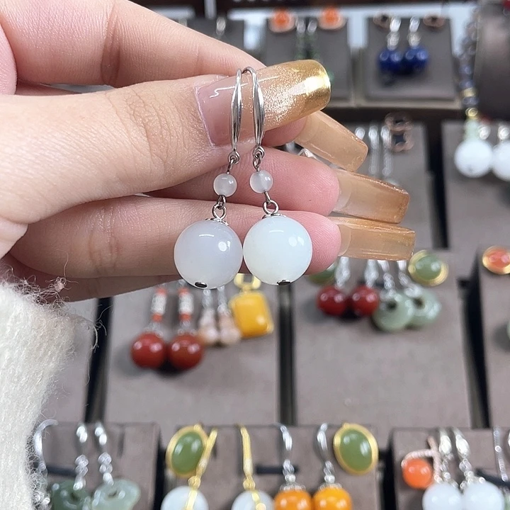 和田玉耳饰银S925镶嵌12左右