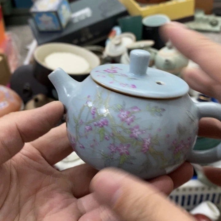 陶瓷艺术品及陶瓷壶