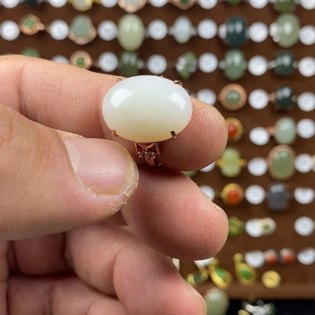 和田玉（白玉）戒指合金