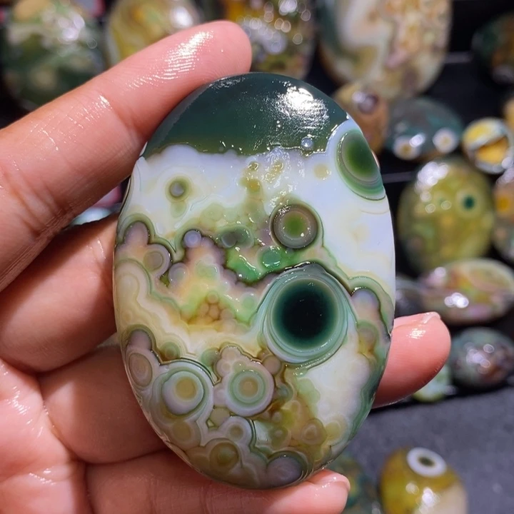 未镶嵌玛瑙/玉髓珠宝奇石