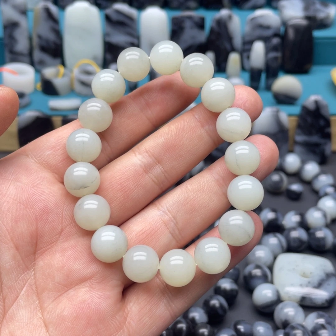 和田玉未镶嵌手串