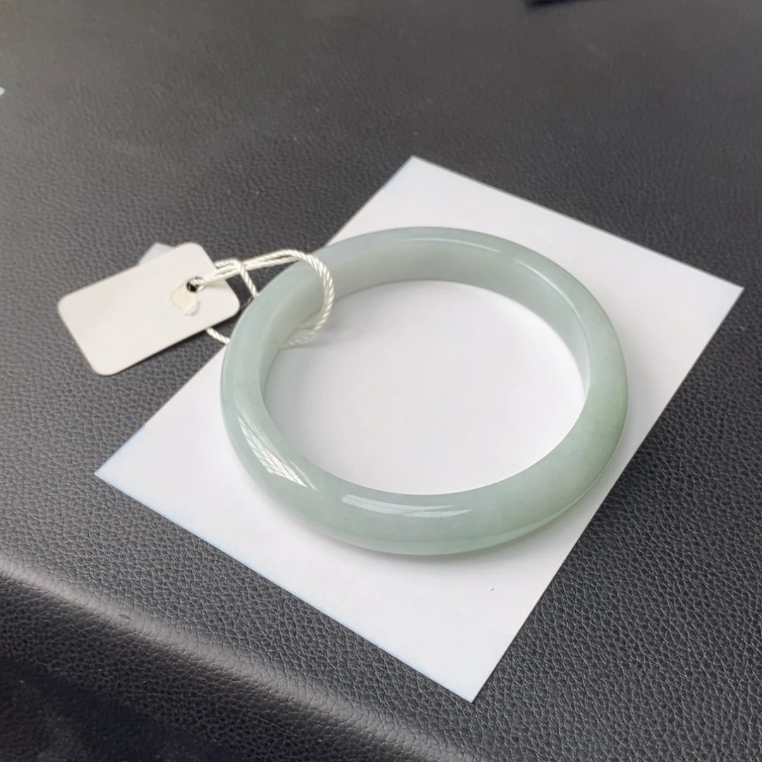 翡翠手镯未镶嵌橘***舞天然翡翠手镯