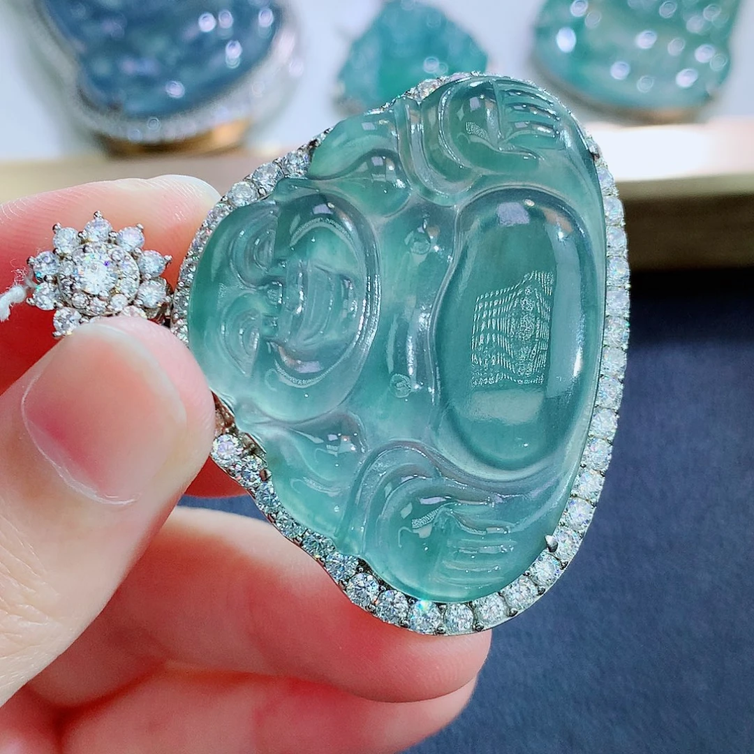 翡翠银S925镶嵌颈饰翡翠