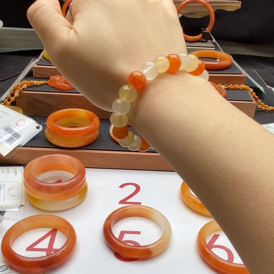 石英质玉（黄龙玉）未镶嵌手链