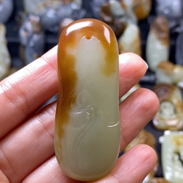 和田玉未镶嵌挂件