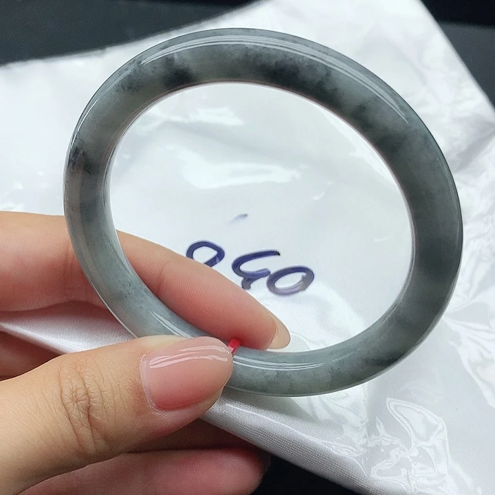 未镶嵌手镯翡翠056