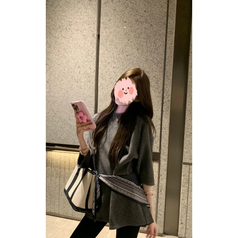 2025年法式气质设计感小众复古宽松大廓形慵懒时髦中长款上衣女