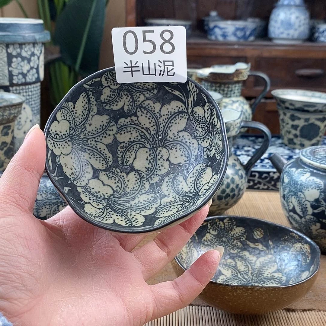 手工手绘青花陶瓷