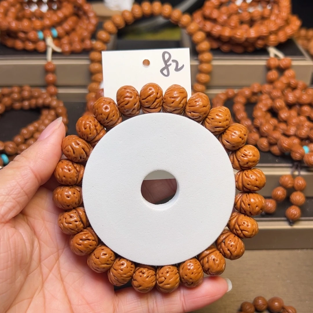 桃核手串野生玉女蟠桃15左右精品无修