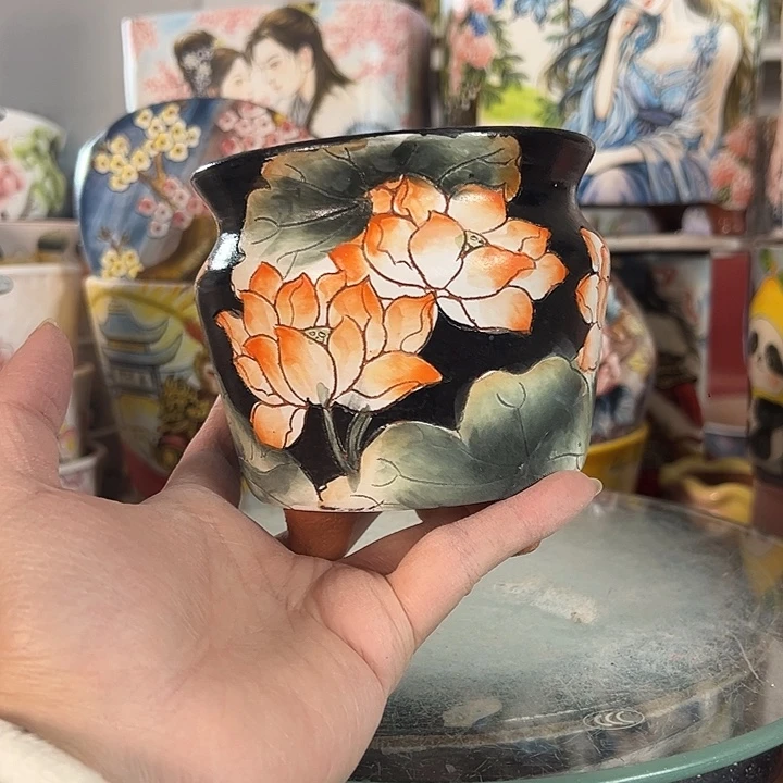 景德镇市手绘花盆性价比超级无敌高