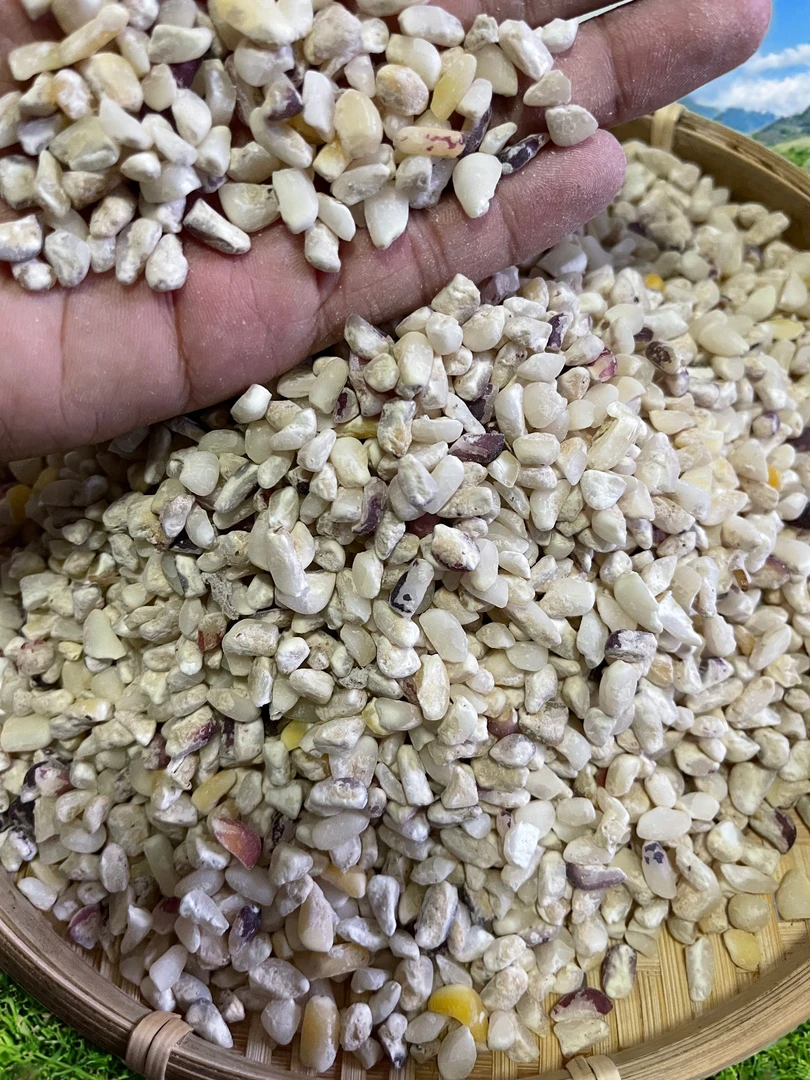 云南怒江农家玉米渣