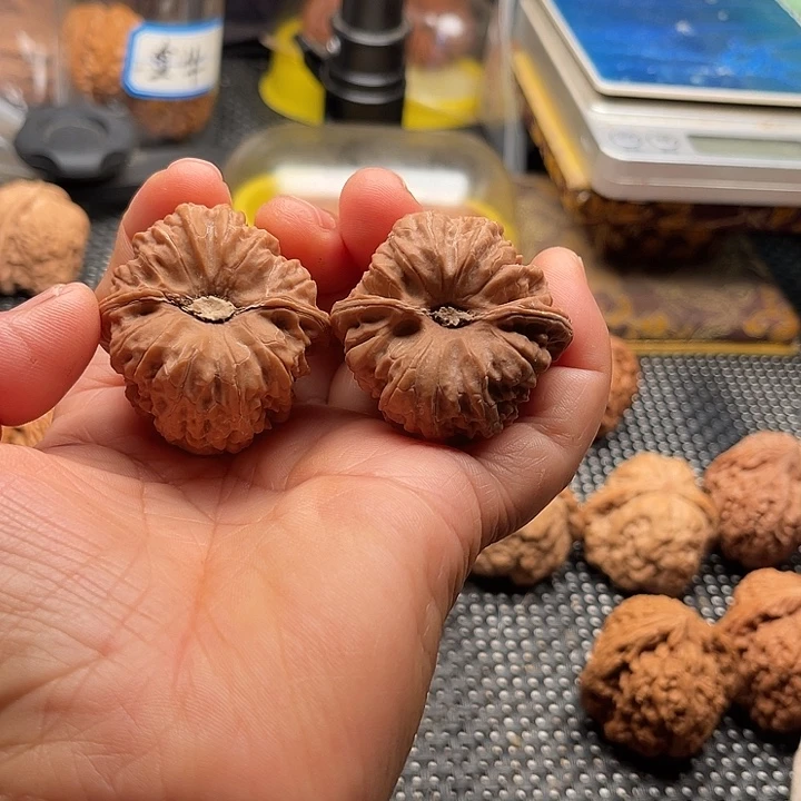 把件桃核全品平谷凹底边41肚41