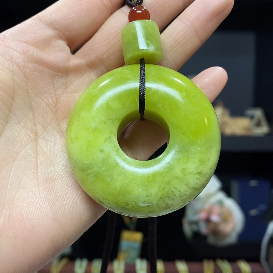 岫玉挂件吊坠未镶嵌