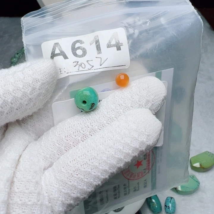 南红玛瑙未镶嵌珠宝奇石