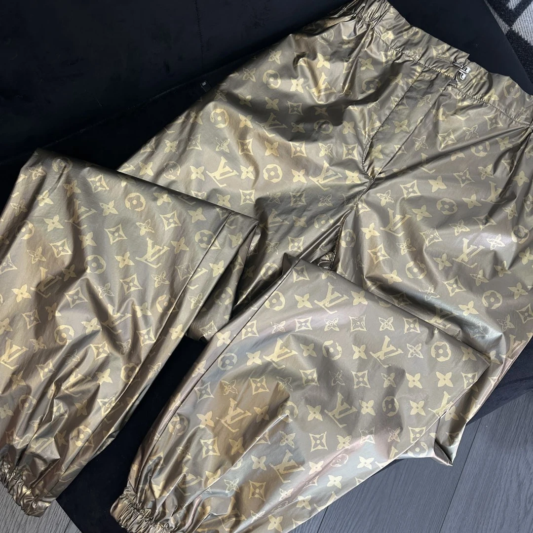 99新 LouisVuitton/路易威登 爆款金色老花女款运动裤 36码