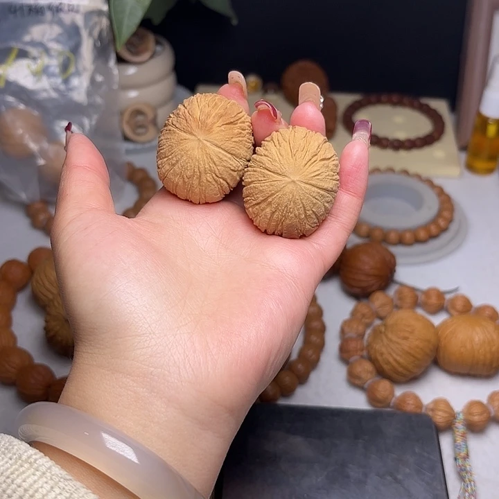 *****猴头核桃吊坠41带彩款