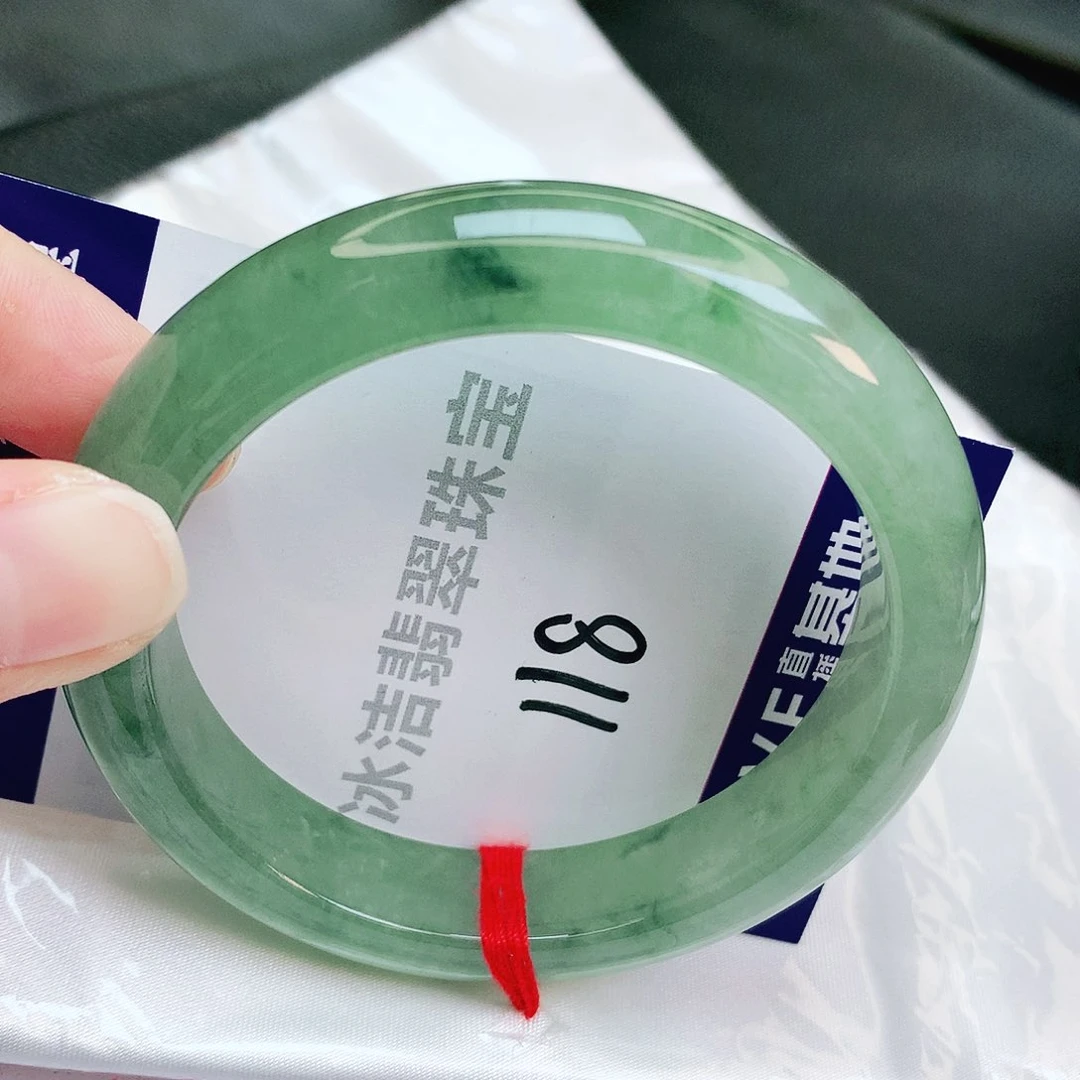 翡翠手镯未镶嵌缅甸天然A货翡翠手镯