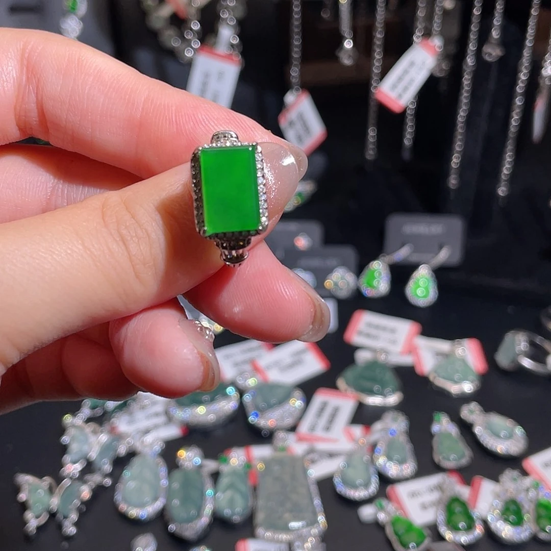 银S925镶嵌戒指翡翠戒指