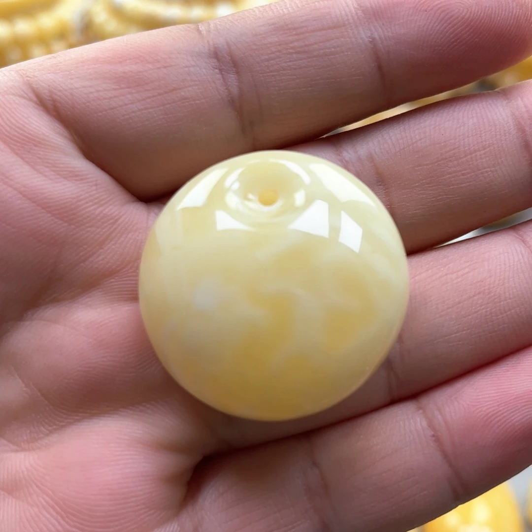 琥珀颈饰未镶嵌吊坠