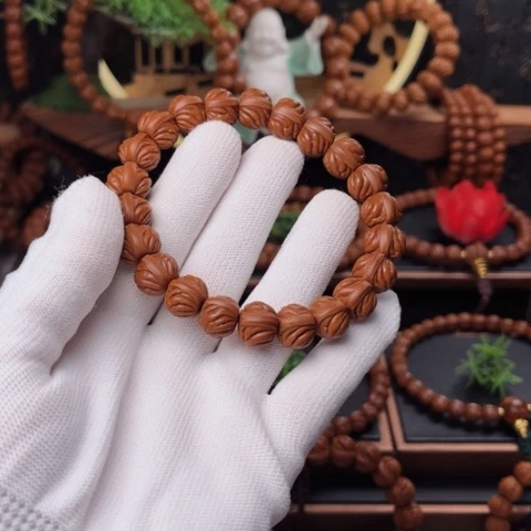 吊坠桃核小**?12➕双脊龙手串