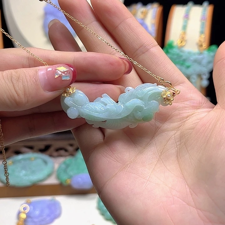 翡翠未镶嵌颈饰天然翡翠