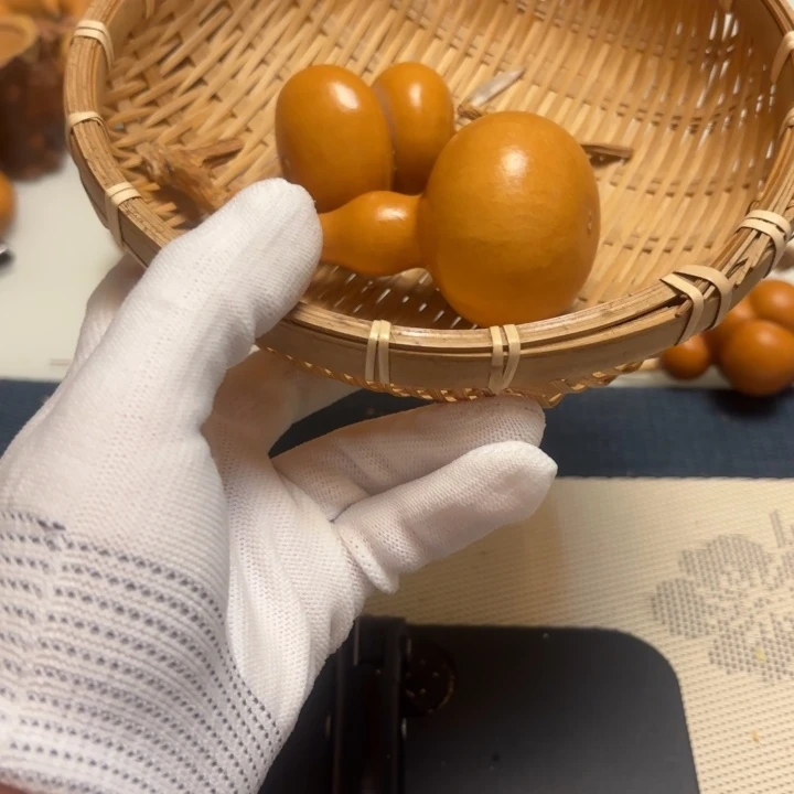 木****天然手捻老皮的葫芦