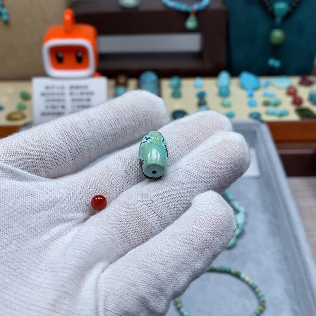 未镶嵌配饰南红玛瑙