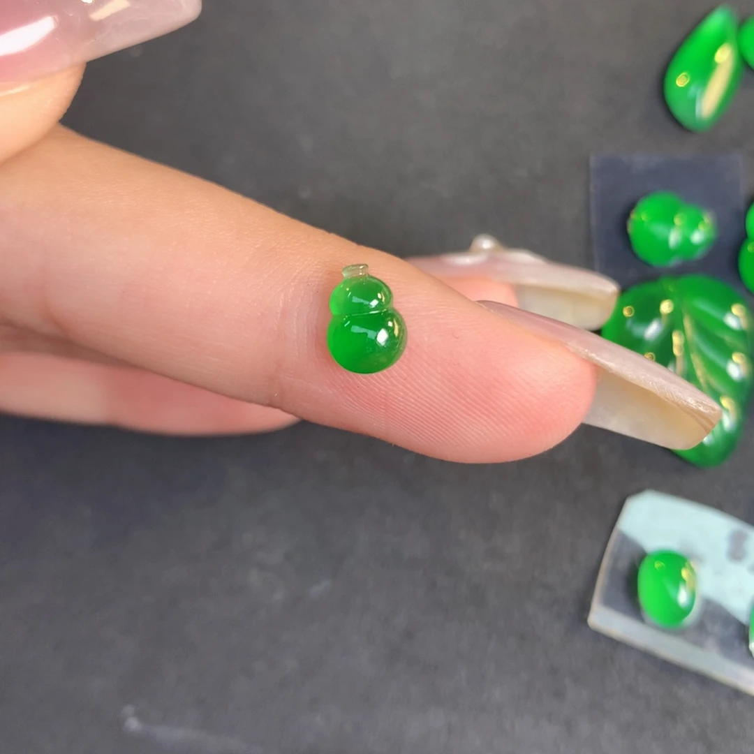 翡翠裸石翡翠翡翠7.39-5.46-2.35