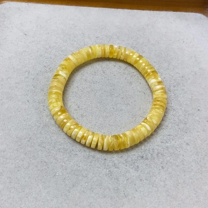 蜜蜡未镶嵌裸石手串