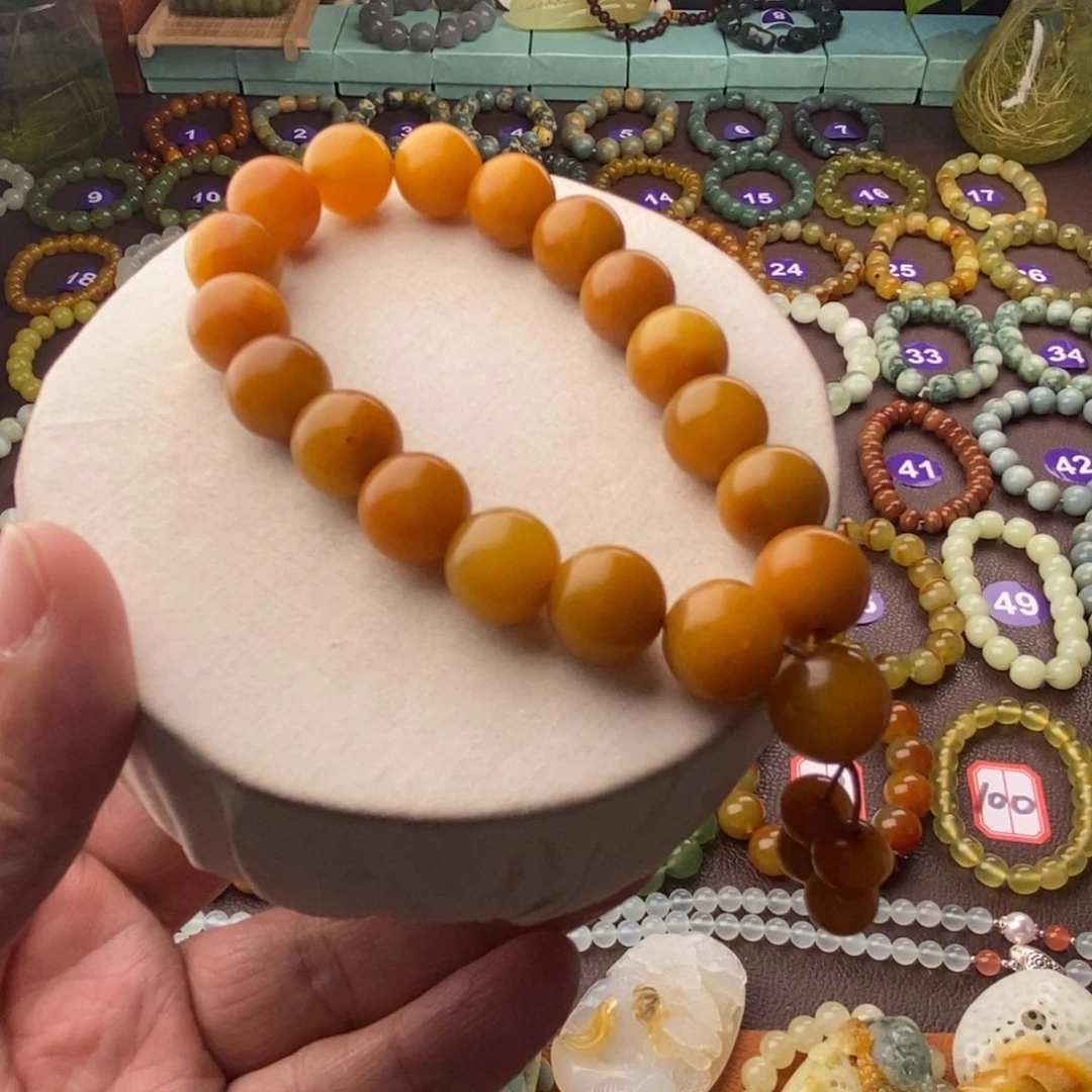 蛇纹石玉手串未镶嵌阳****姐