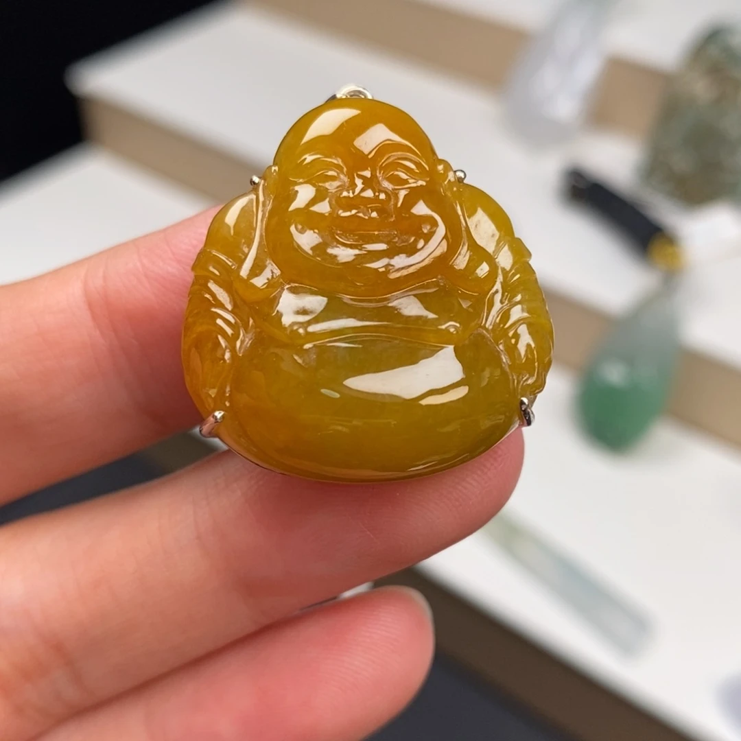 翡翠颈饰18K金镶嵌缅甸天然翡翠金镶黄翡佛公