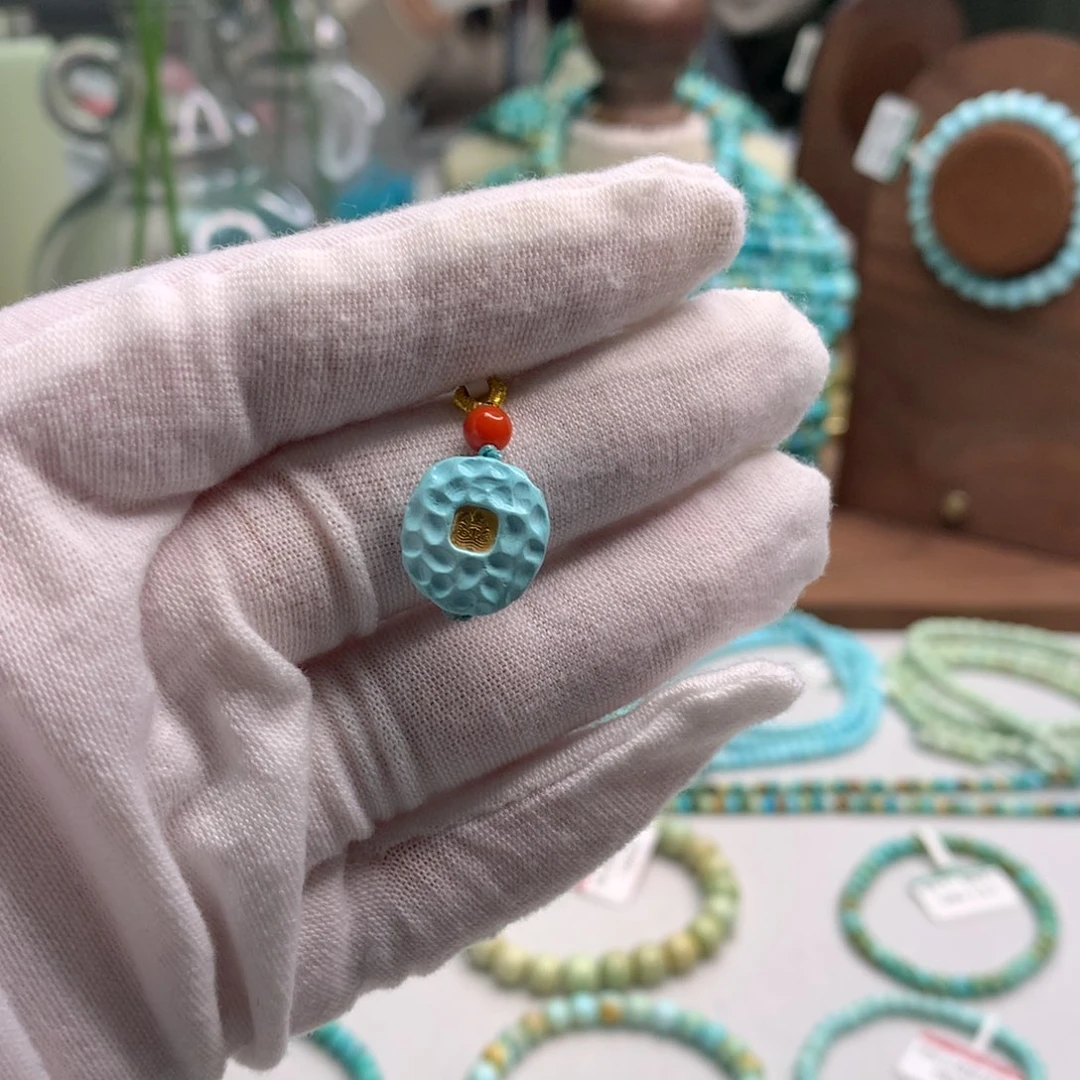 绿松石未镶嵌饰品