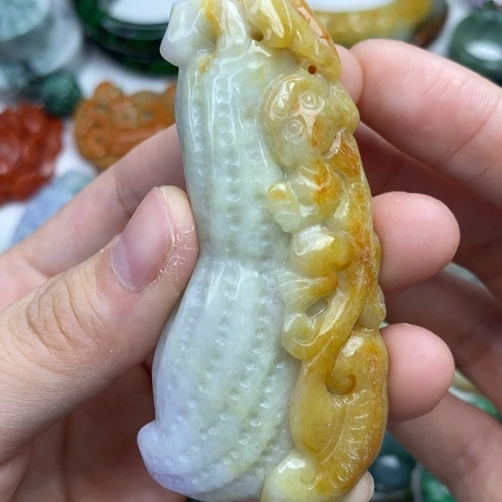 颈饰未镶嵌翡翠吊坠