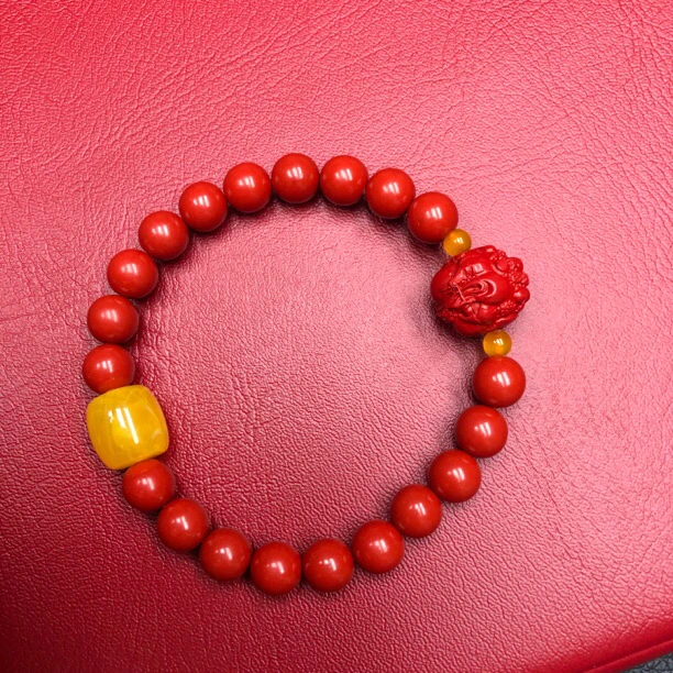 【镇店收藏 正品保障】  112精美牛血红手链